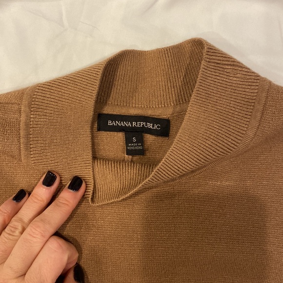 Banana Republic sweater tank - Picture 3 of 3